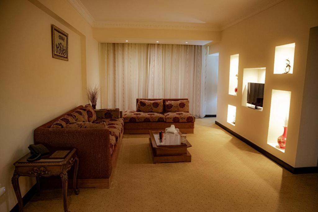 Hotel Paradise Stars 4*